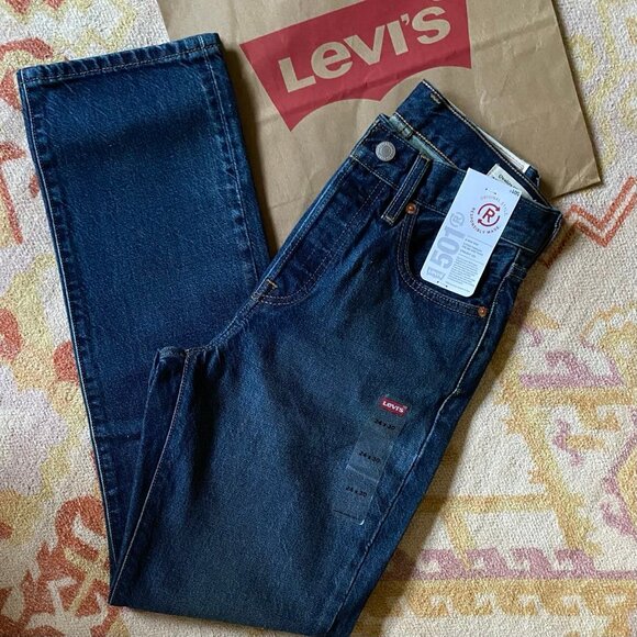 LEVI'S : 501 Original Fit Women's Jeans (Size: 24x30) *NWT* - Picture 1 of 12